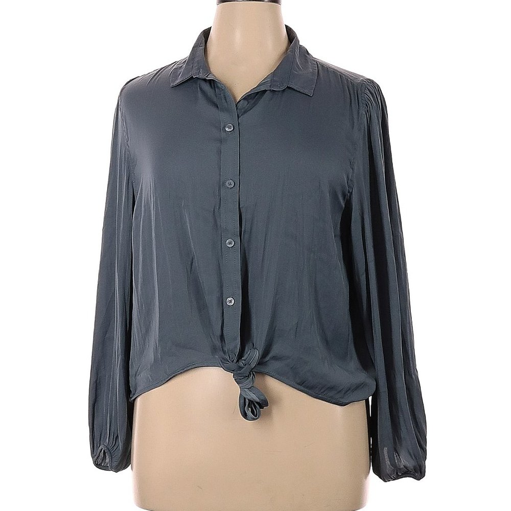 American Eagle Outfitters Long Sleeve Blouse
Size XL